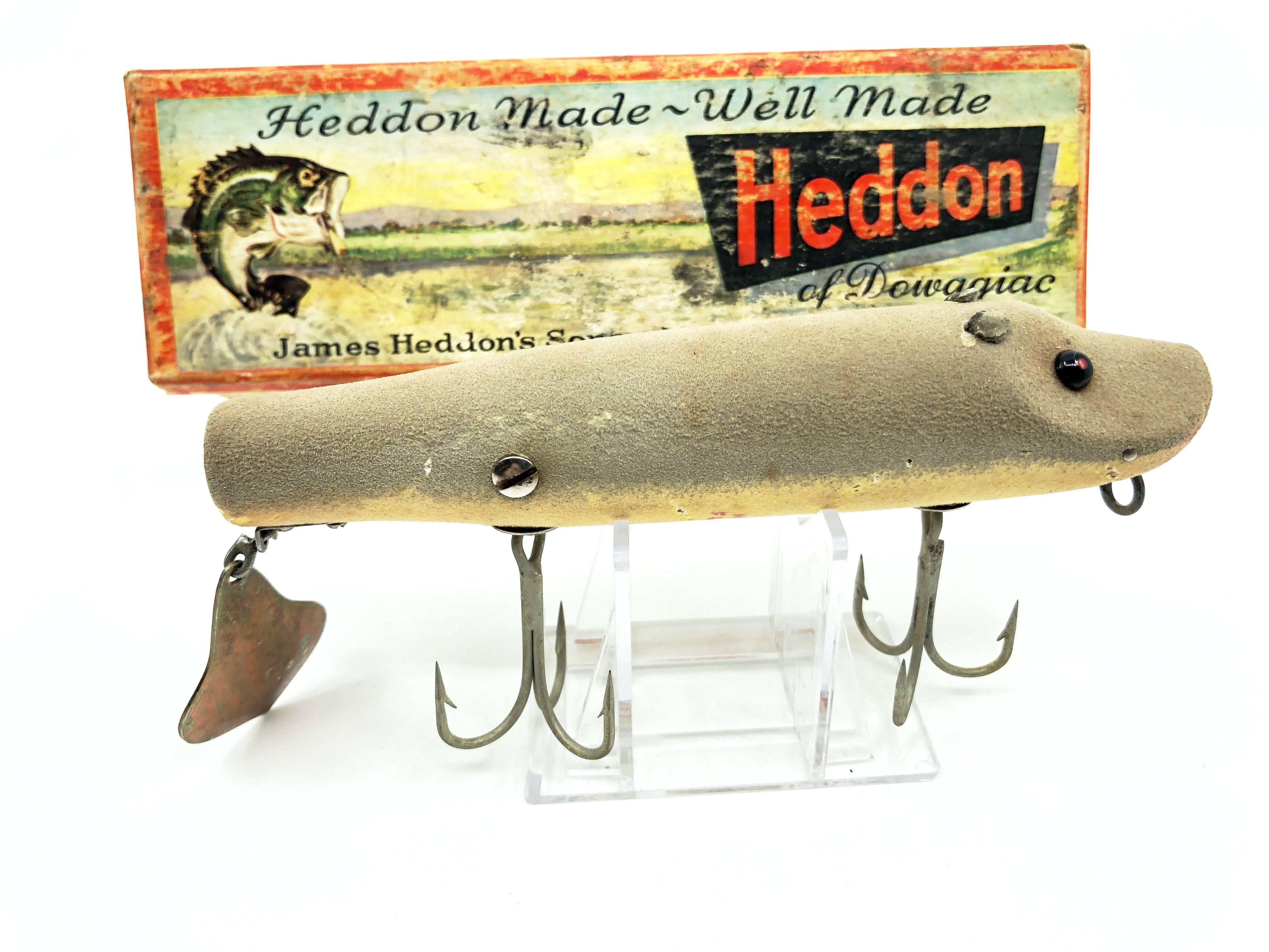 Heddon Wooden Giant Husky Flaptail 7040 GM Gray Mouse Color with Box – My  Bait Shop, LLC