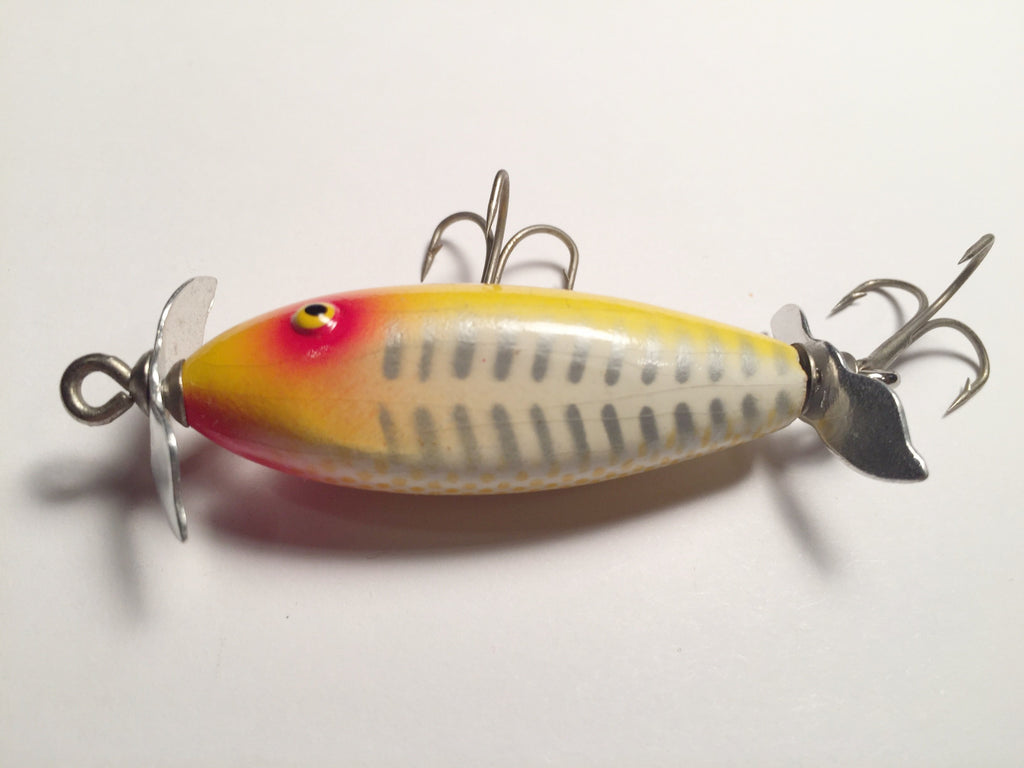 Creek Chub Injured Minnow Yellow Shore Color Wood Lure