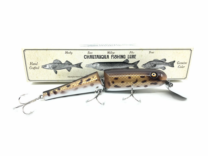 Jointed Chautauqua 8" Minnow w/Chafe Guard, Spotted Hogsucker Color