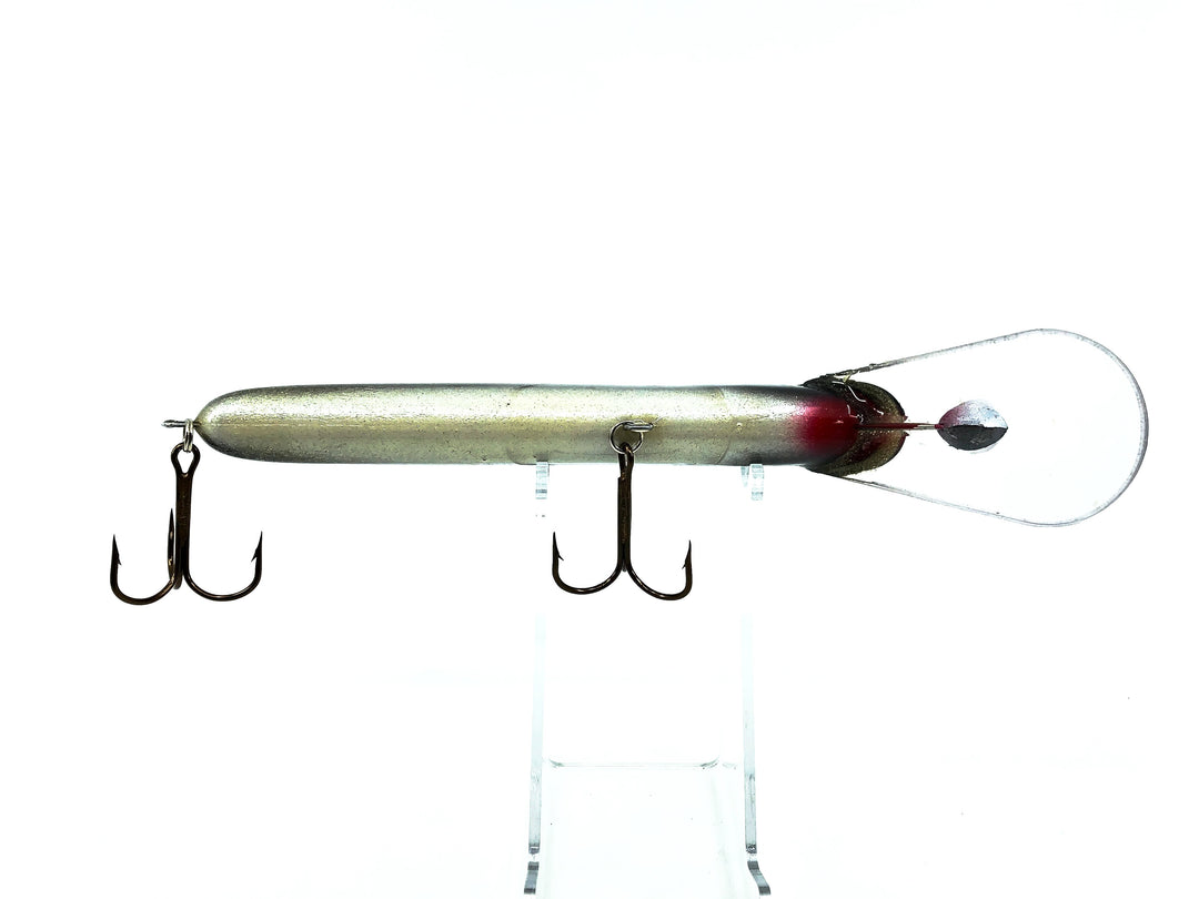 Slammer 7" Deep Diver Minnow Lure, Sucker Color