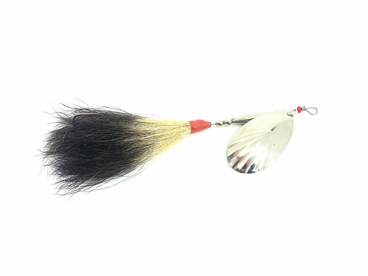 Musky Bucktail Spinner, Silver Blade/Black & White Tail Color