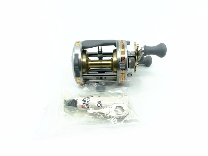 Ambassadeur UC Ultra Cast 6500C w/Pflueger Case