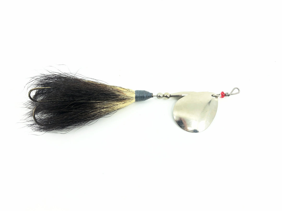 Musky Bucktail Spinner, Silver Blade/Black & White Tail Color - Colorado Blade 1oz