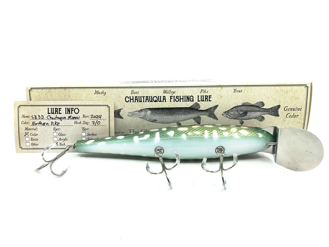 Solid Body Chautauqua 8" Minnow Deep Diver, Northern Pike Color