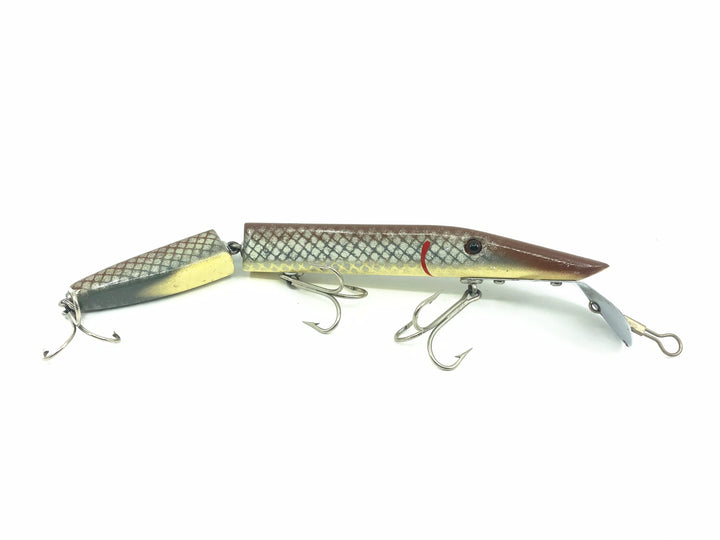 Alzbaits Al Tumas Friendly Al Jointed Musky Lure Jointed, Brown/Silver Scale Color