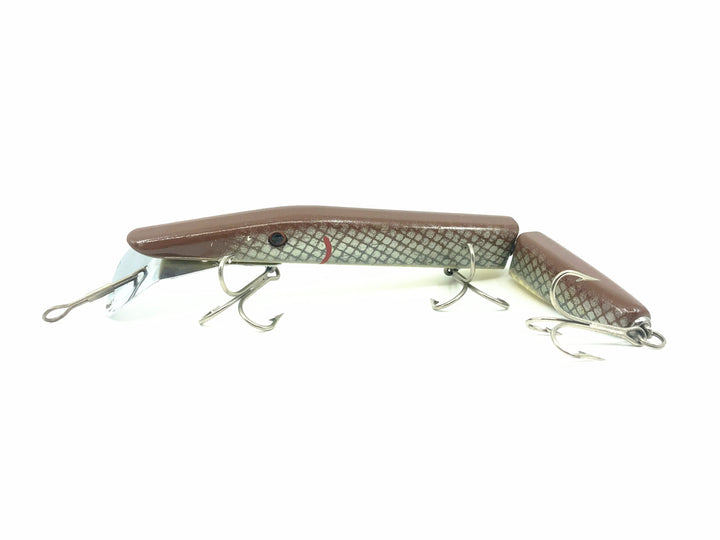 Alzbaits Al Tumas Friendly Al Jointed Musky Lure Jointed, Brown/Silver Scale Color