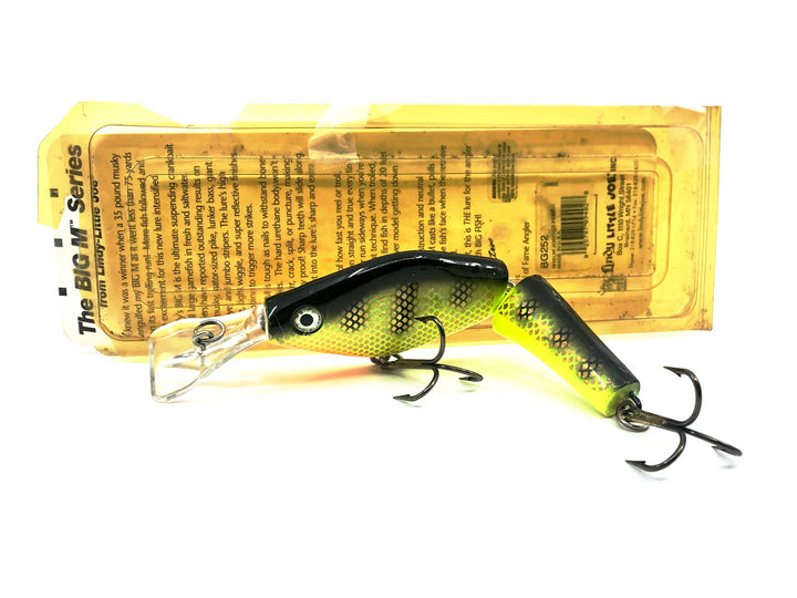 Lindy Little Joe Jointed Big M, Perch Color with Card