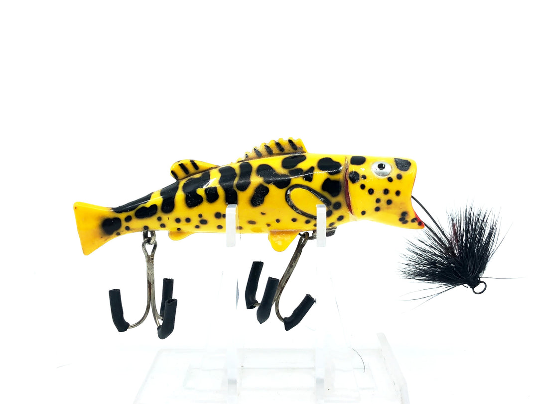 Buckeye Bug-N-Bass Bait, Yellow Coachdog Color