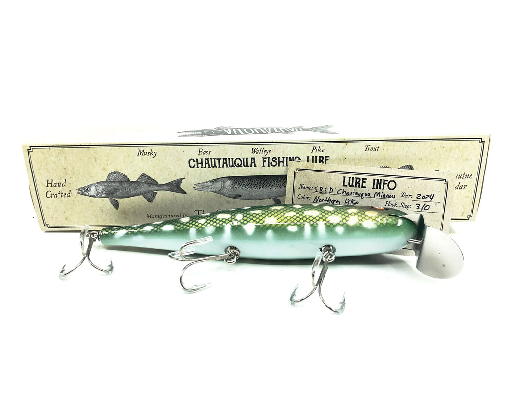 Solid Body Chautauqua 8" Minnow Shallow Diver, Northern Pike Color