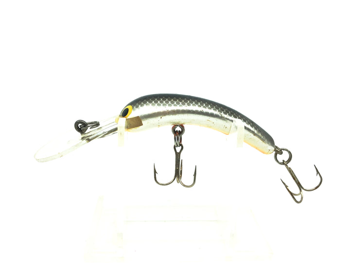 Bagley Diving Smoo #2 04, Black on White Shad Color