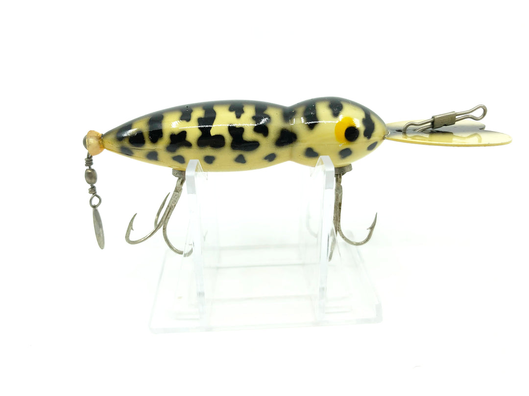 Whopper Stopper Hellbender, Coach Dog Color