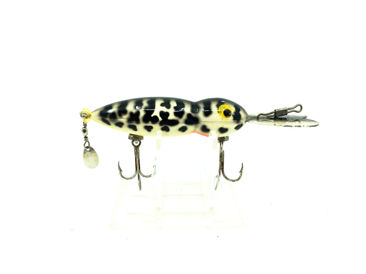 Whopper Stopper Hellbender, White Coachdog Color