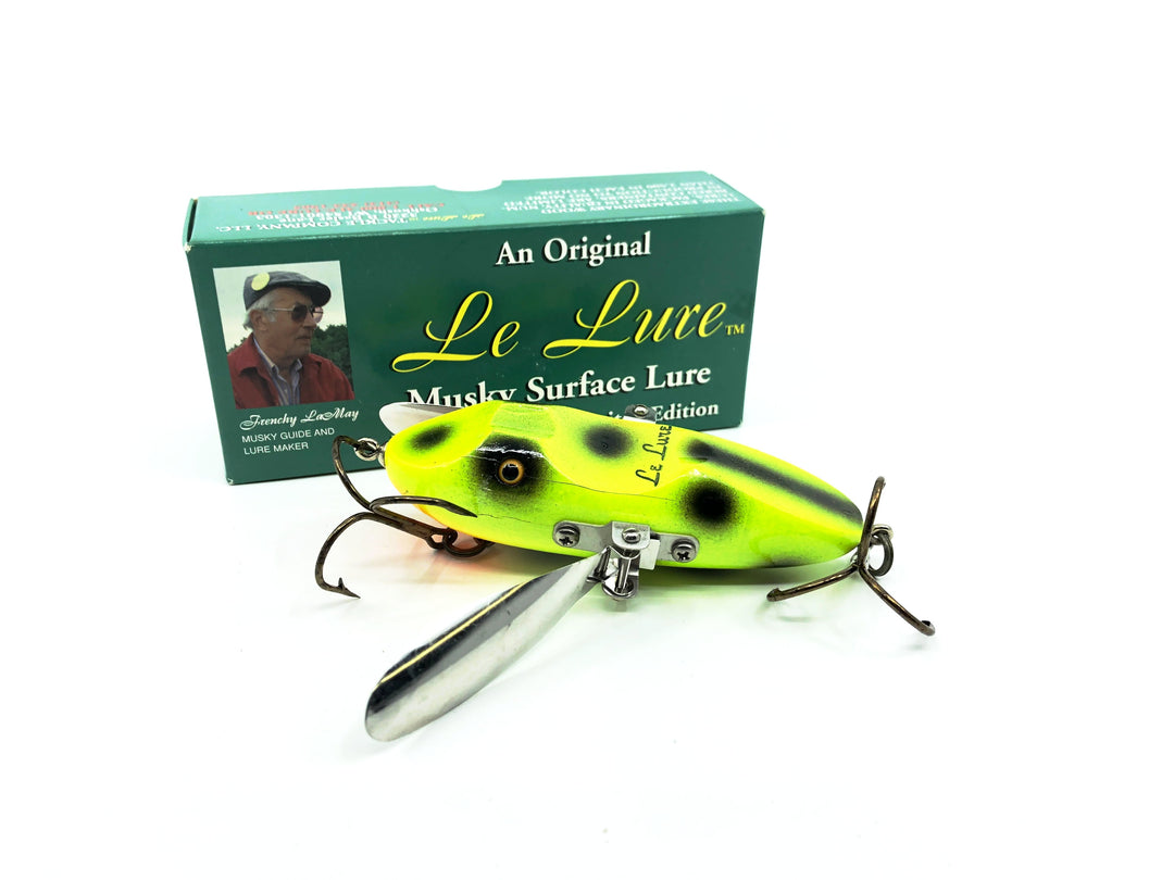 Le Lure Musky Surface Lure, Creeper Type Lure, Chartreuse Black Spots Color with Box