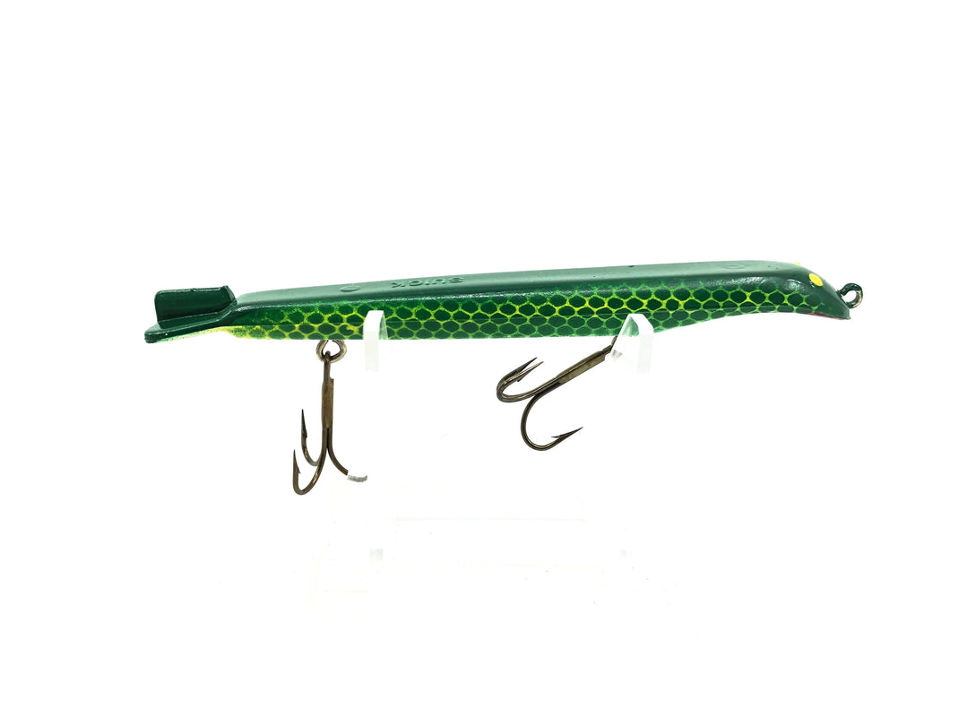 Suick Thriller 4 1/2" Long, Green Scale Color, Discontinued Plastic Model