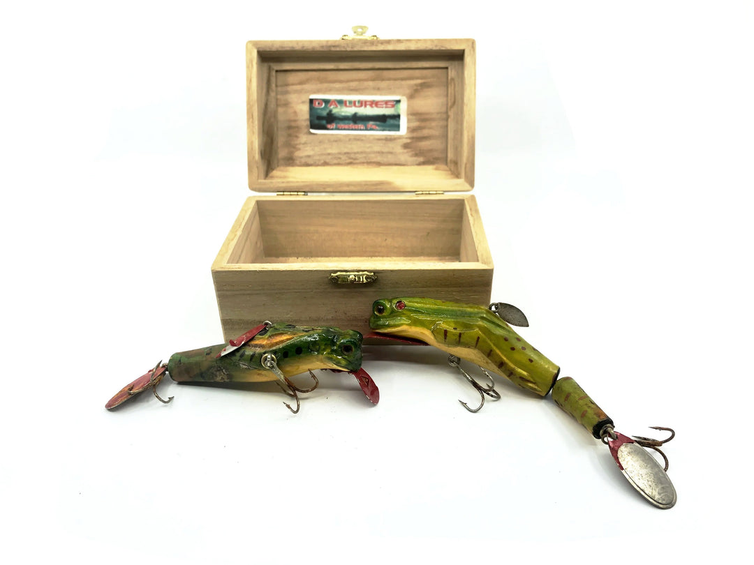 D.A Lures of Western Pennsylvania, Jointed Frog Bait Combo Lure with Box