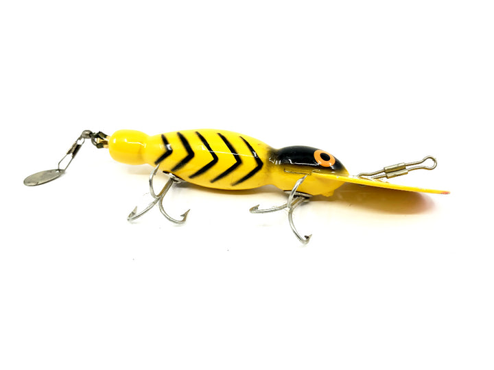 Bomber Water Dog Yellow Black Ribs Color Wooden Lure