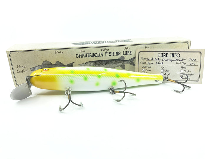 Solid Body Chautauqua 8" Minnow Musky Lure Sour Shad Color