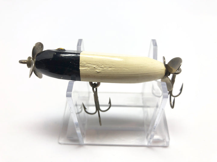 Arnold Wounded Minnow Black and White Color Wooden Lure