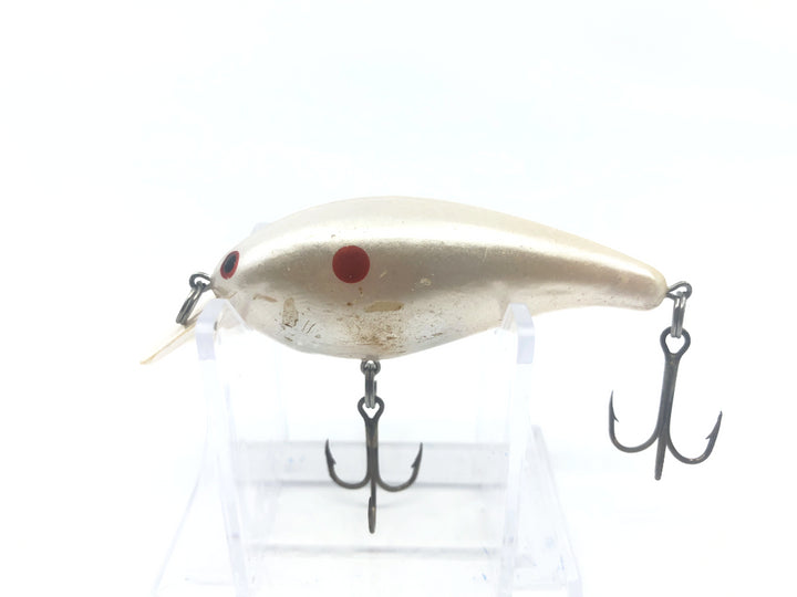 Pearl Crankbait with Red Spots and Eyes