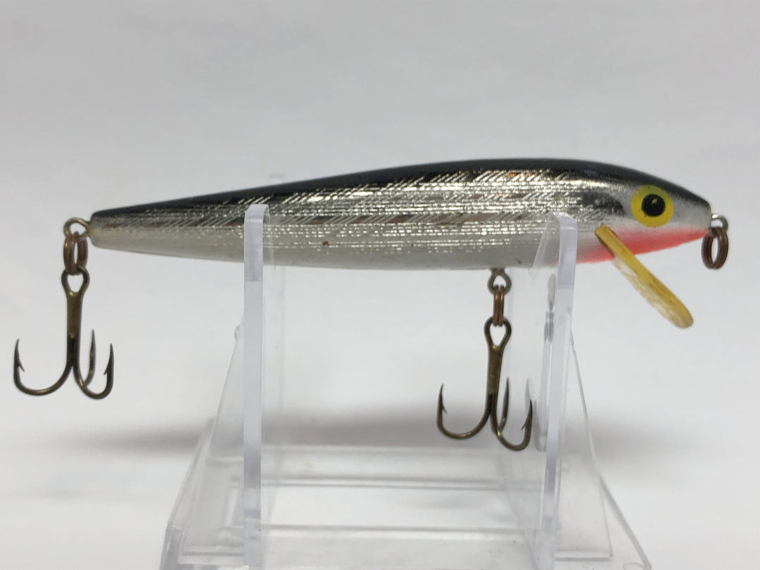 Rebel Floater Minnow Shad