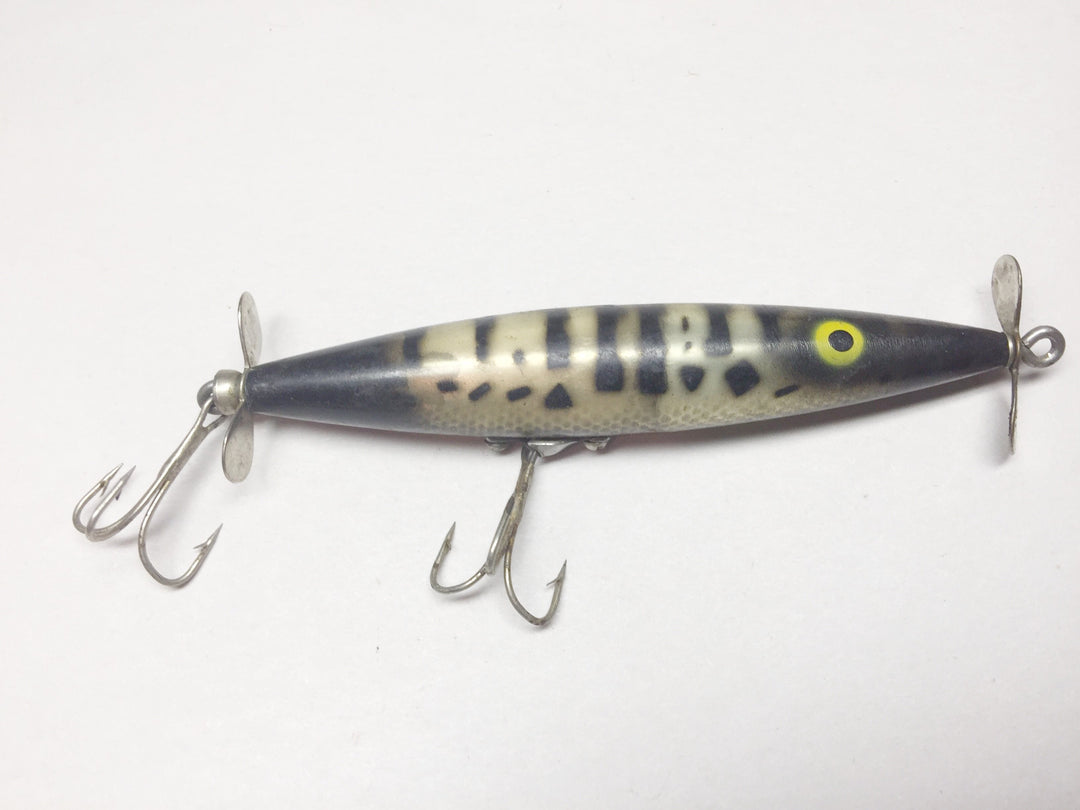 Heddon Dying Flutter - Black & Silver