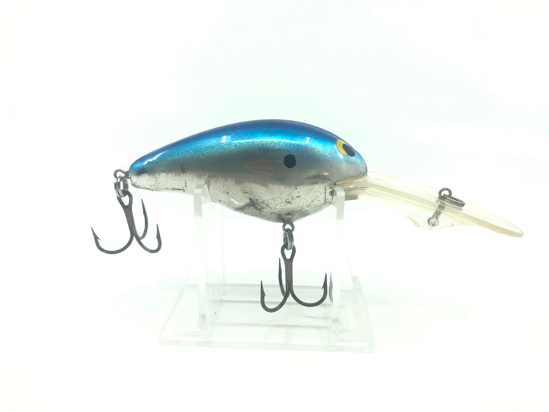 Unmarked Crankbait Blue and Silver Color