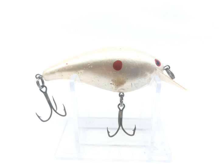 Pearl Crankbait with Red Spots and Eyes