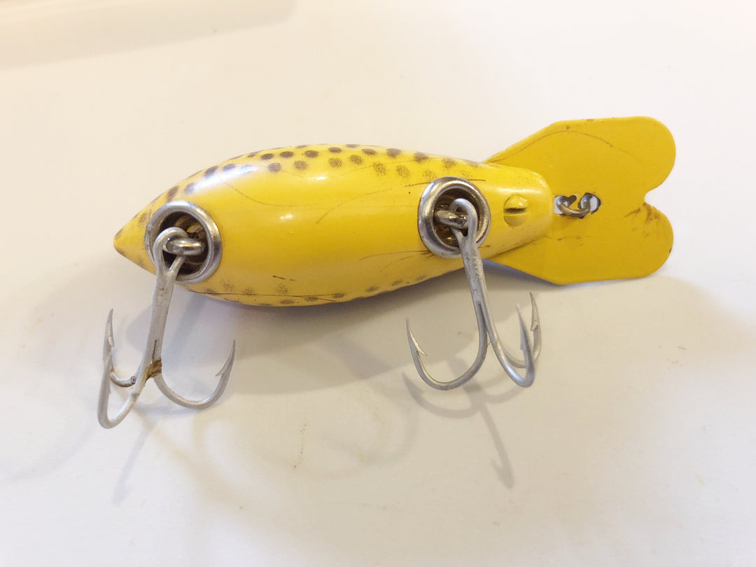 Bomber Vintage Wooden Lure 359 Yellow Coachdog Color New in Box