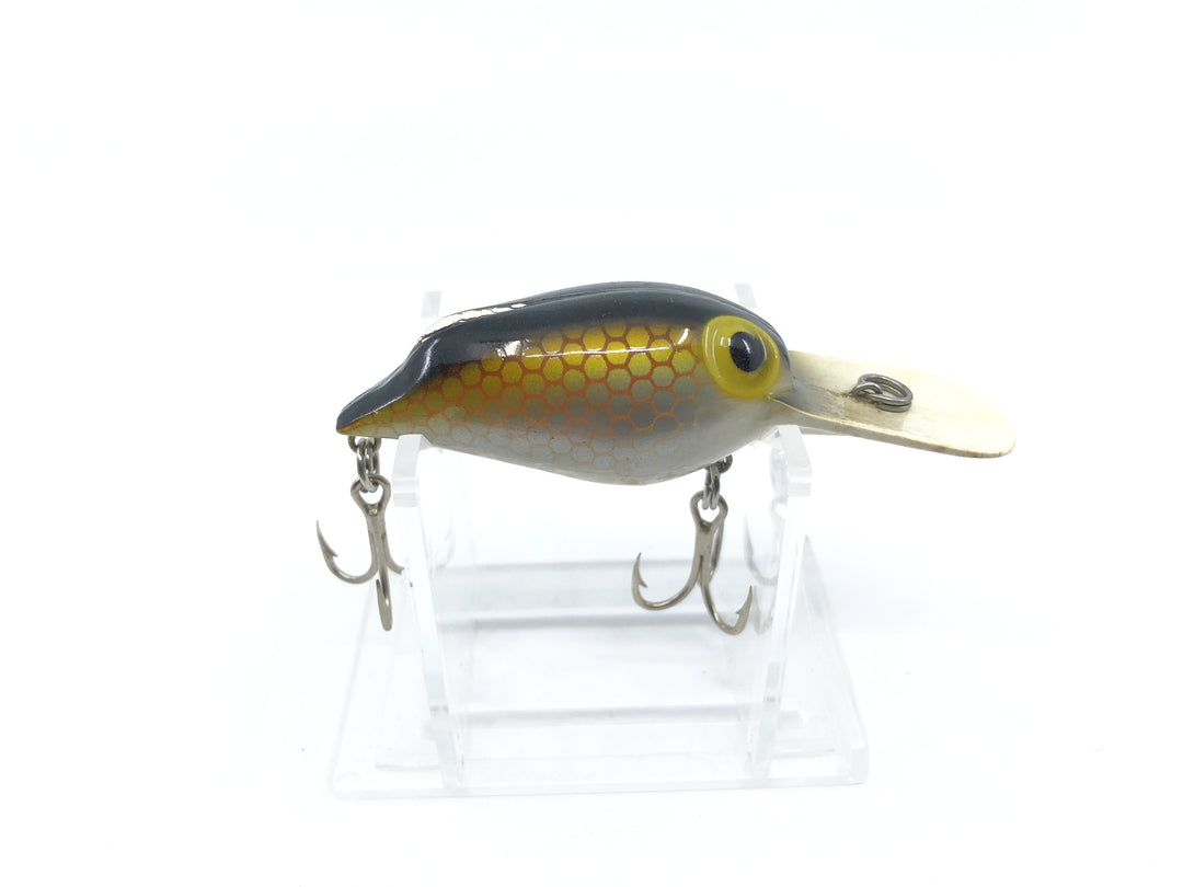 Storm Wiggle Wart Color V4 Yellow Scale Fishing Bargain