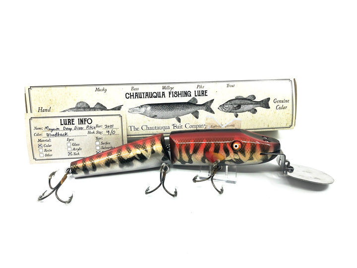 Chautauqua Magnum Deep Diver Musky Pikie in Bloodback Color