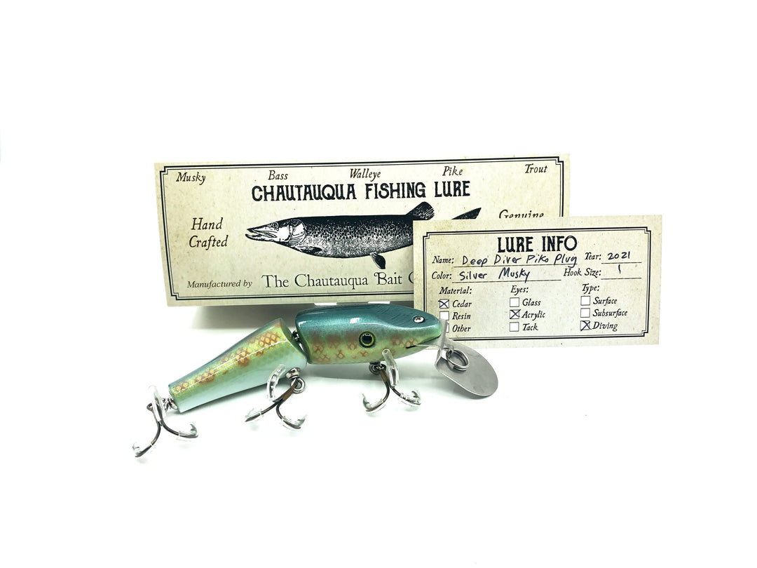 Chautauqua Jointed Deep Diver Piko Plug Silver Musky Color