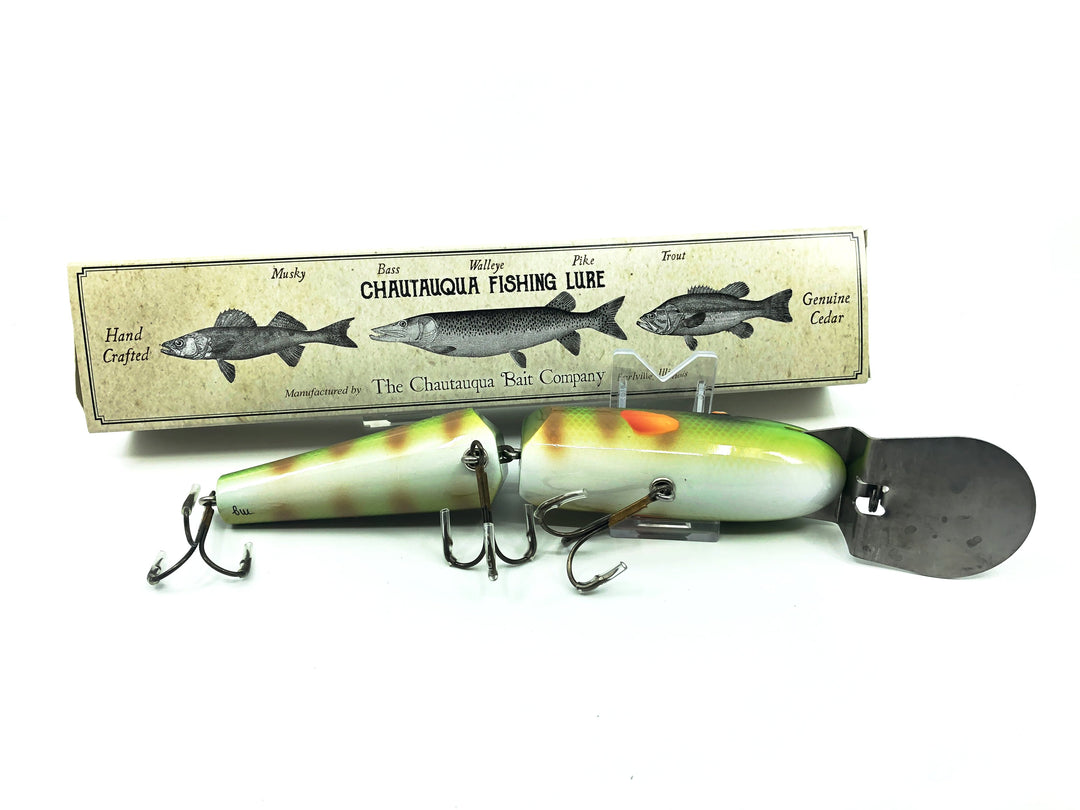 Chautauqua Magnum Deep Diver Musky Pikie in Light Perch Color