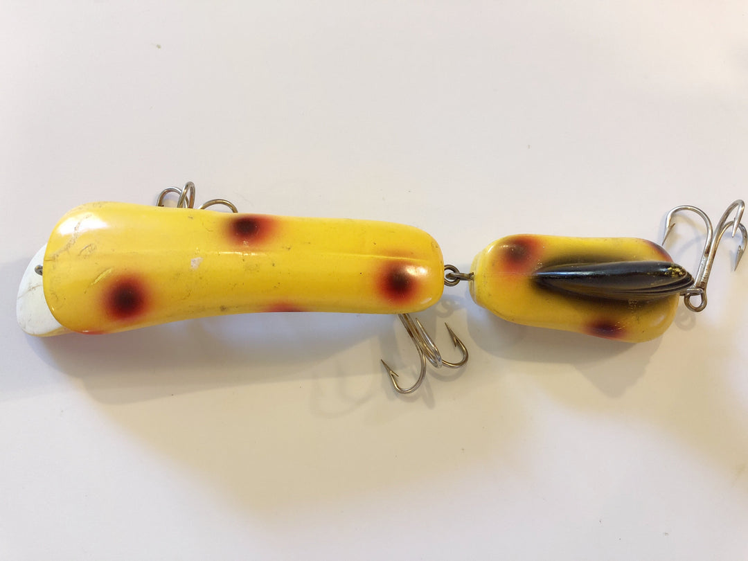 Burmek Musky Lure Yellow and Red